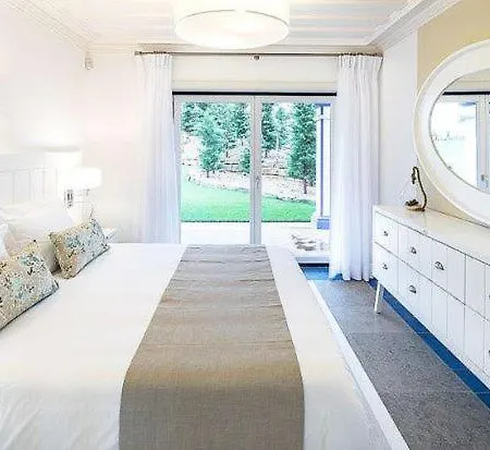 Sleeps 8 Air Con Malhadais