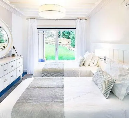 Sleeps 8 Air Con Malhadais